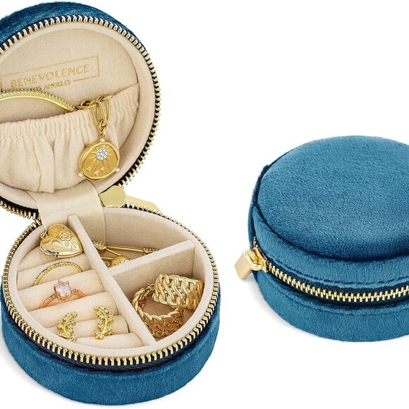 Plush Velvet Travel Jewelry Box Organizer | Small Travel Case for Women | Mini O - Picture 1 of 6